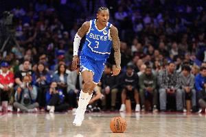 老里:小凯文·波特今天参加了无对抗训练 他的恢复在按计划推进